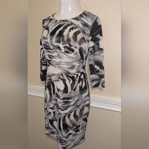 ❤️FINAL❤️ Frank Lyman Design Black and White Sheath Dress 3/4 Sleeve Crew Neck